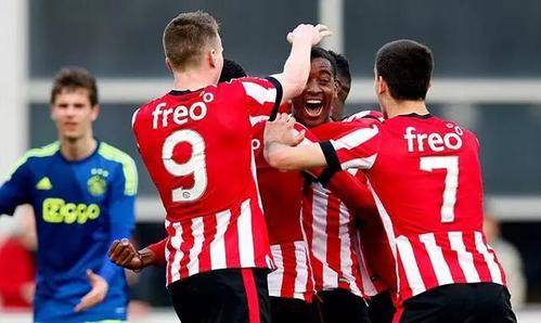 成功不仅靠 成功不仅靠