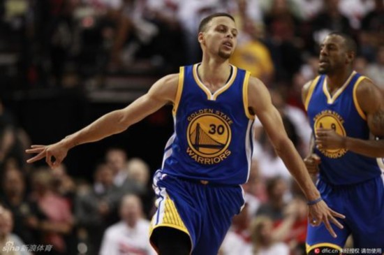 篮球联赛中 篮球联赛中