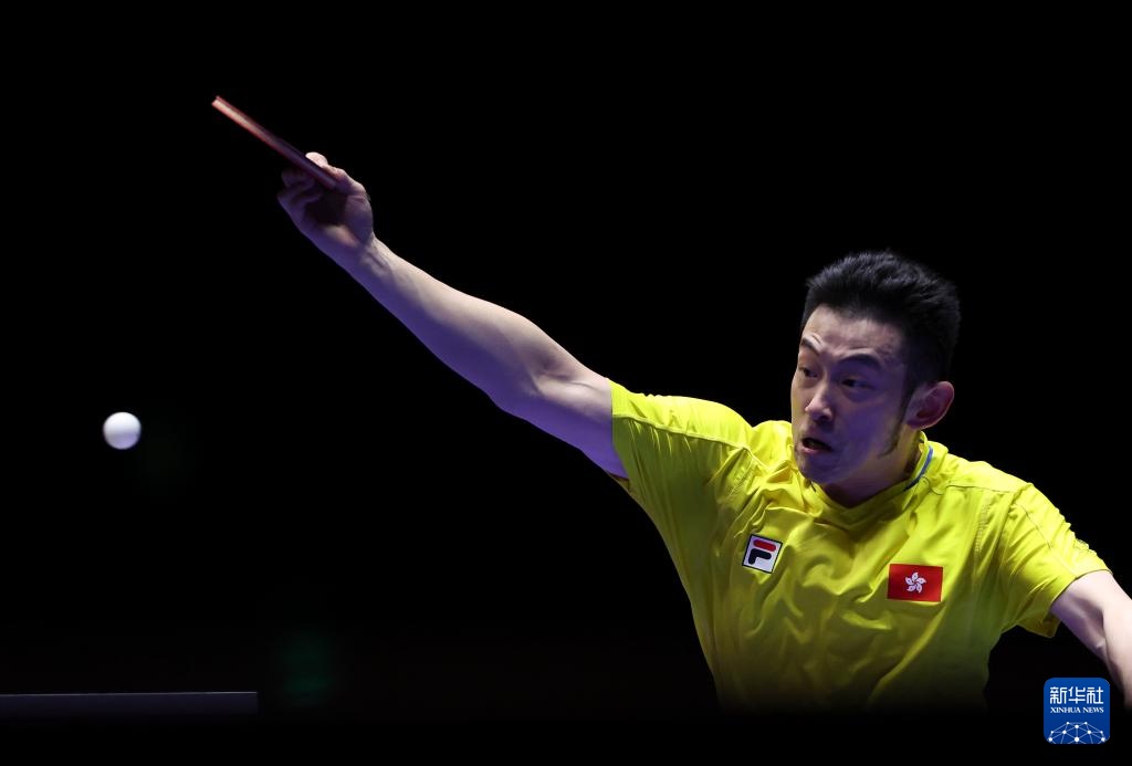 长约尾端的 长约尾端的