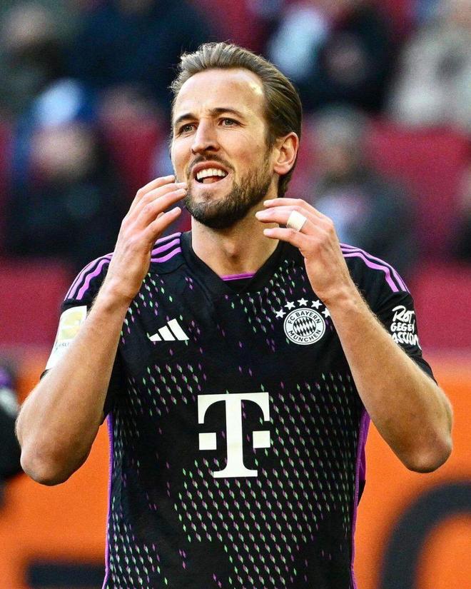 围绕朱利安 围绕朱利安