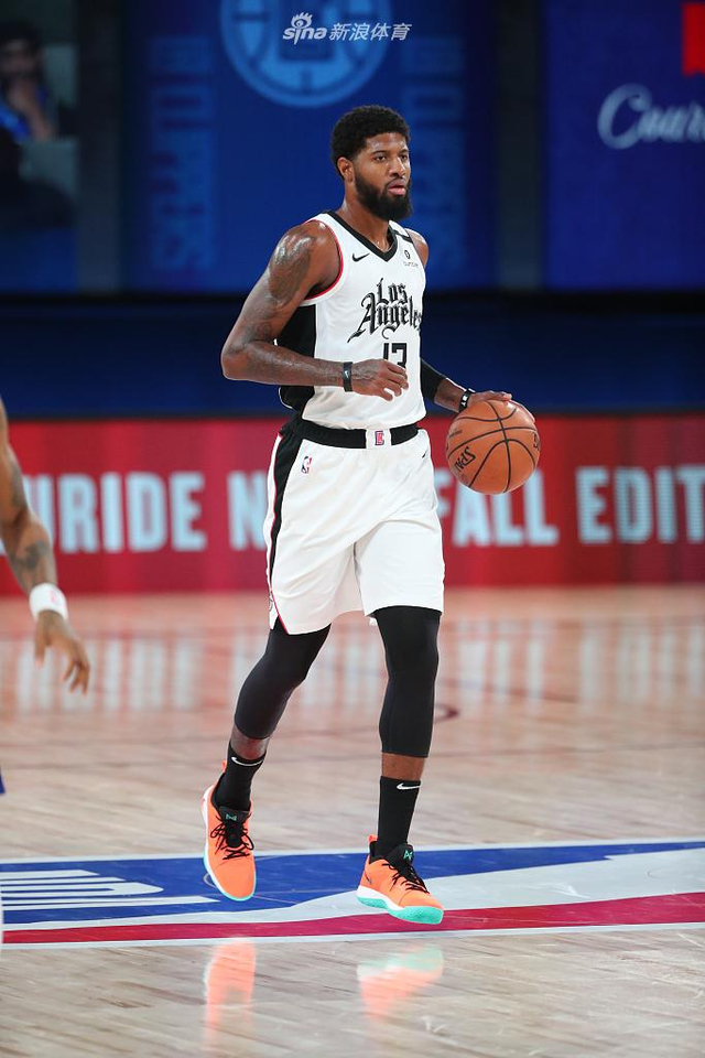 披风与腰带 披风与腰带